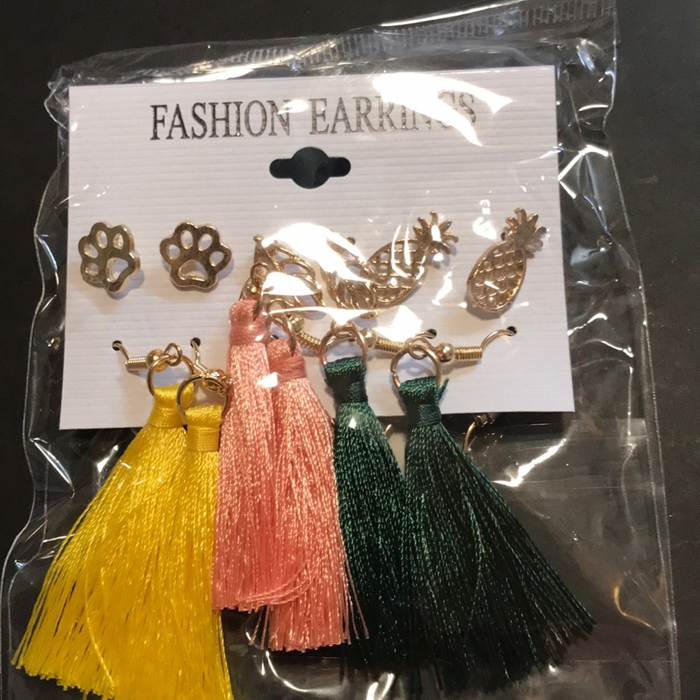 Fashion earrings